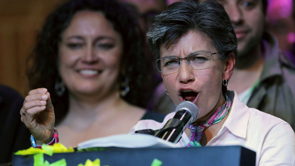 Juzgado de Colombia admite acción de tutela contra la alcaldesa Claudia López; solicitan borrar publicaciones contra venezolanos