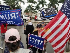 Al grito de “¡fraude!” latinos marcharon por Trump en Miami (Fotos)