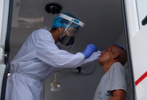 Colombia sobrepasa los 42.000 fallecimientos por coronavirus