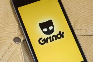 Detuvieron a un hombre en Queens por realizar encuentros con menores de edad por Grindr, una aplicación gay