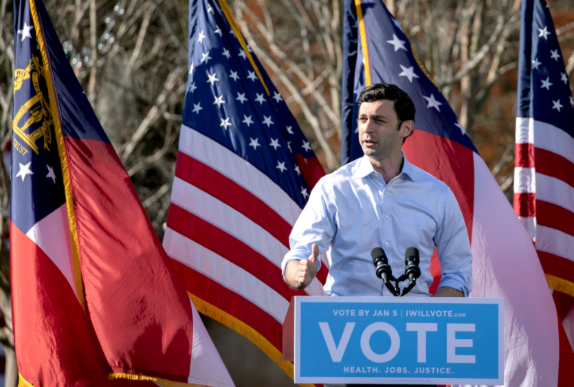 Demócrata Jon Ossoff obtuvo la victoria en Georgia, según NBC News