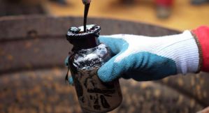 “No tendría que haber racionamiento”: Dejaron en la calle a El Aissami y sus mentiras sobre la producción petrolera