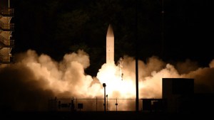 Rusia anuncia un nuevo disparo exitoso de un misil hipersónico