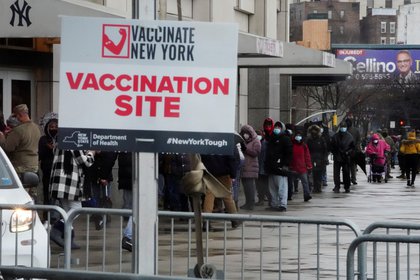Quiénes pueden vacunarse contra el coronavirus en Nueva York