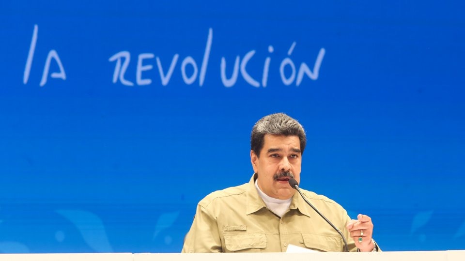 Maduro pone en revisión “toda la relación” con España por supuestas “agresiones”