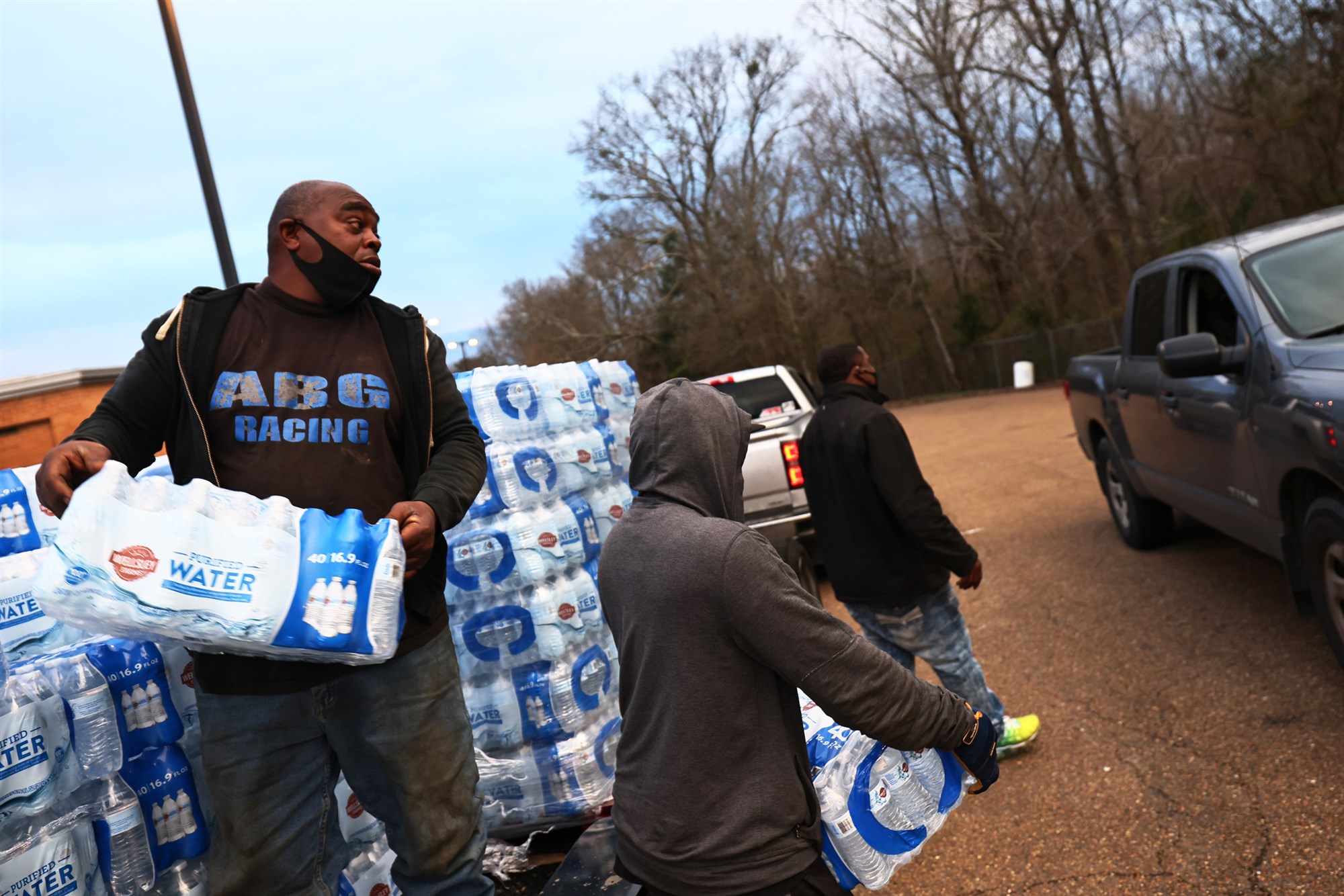 La agonía de los residentes en Misisipi tras pasar un mes sin agua