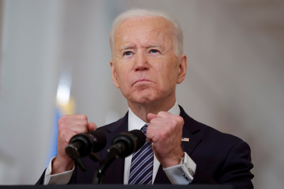 “La ayuda está aquí”: Biden presenta su plan de rescate al interior de los EEUU (VIDEO)