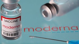 Moderna solicita autorización de emergencia a EEUU para vacunar adolescentes