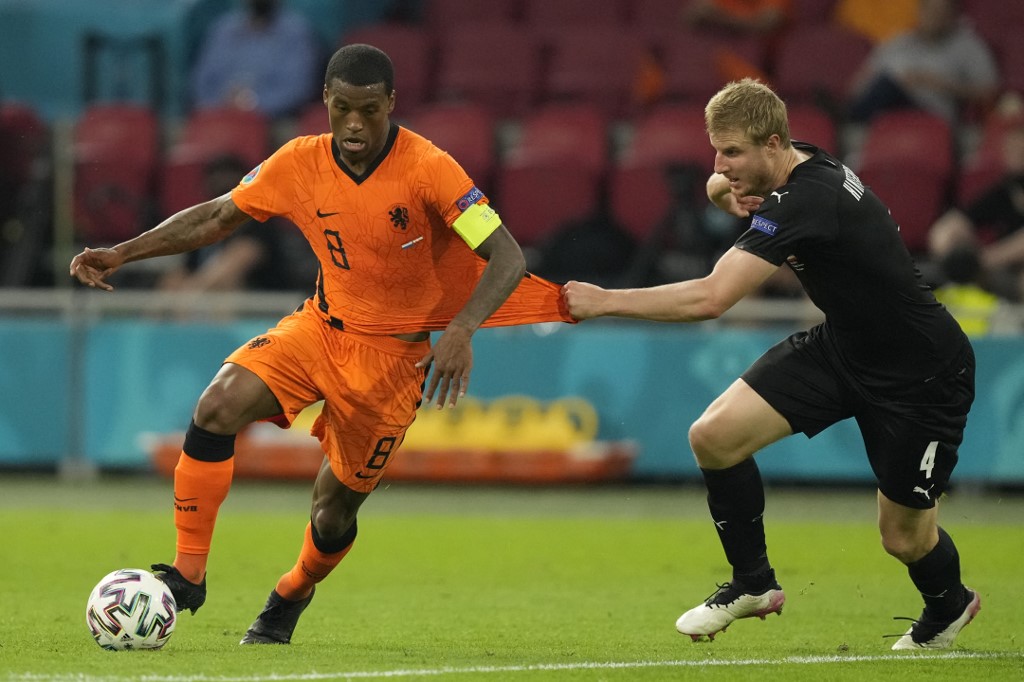 Sin brillar, Holanda hizo los deberes ante Austria para avanzar en la Eurocopa