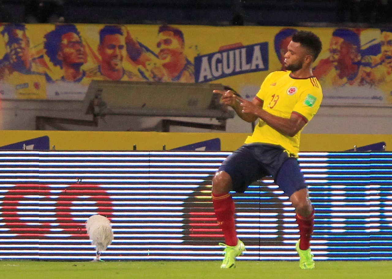 Miguel Borja salvó a Colombia de la derrota en el último minuto ante Argentina