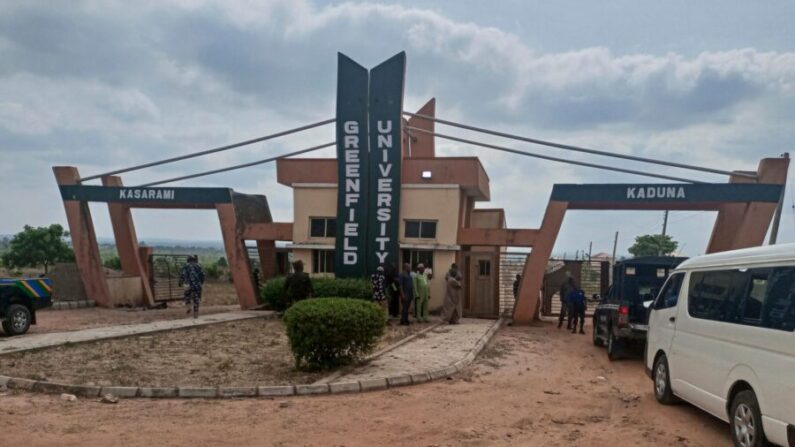 Hombres armados asesinaron a un estudiante y secuestraron a otros diez en Nigeria