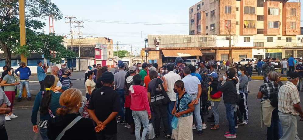 EN IMÁGENES: Protestan en Maturín por la suspensión de la jornada de vacunación este #12Jul