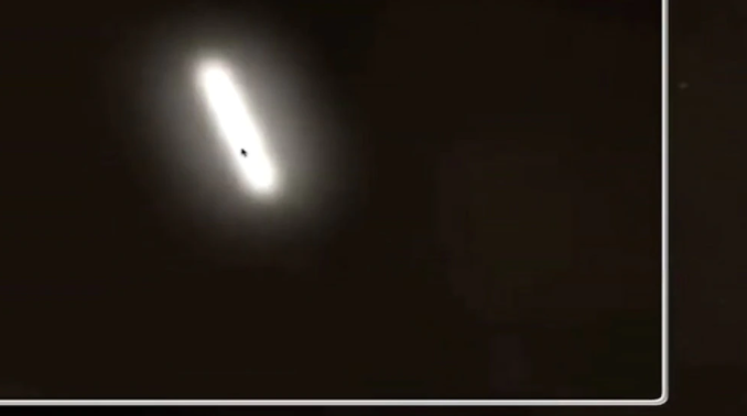 Ovni con forma de cigarro pasó por la Estación Espacial Internacional (VIDEO)