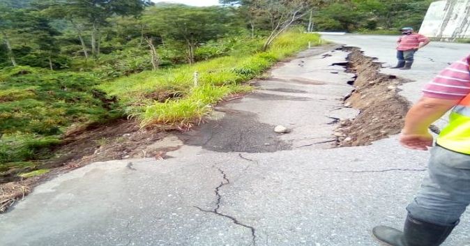 Carretera El Vigía-Mérida quedó afectada por las lluvias y derrumbes