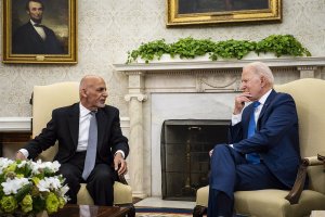 EEUU aseguró que no ha tenido contacto con el expresidente Ashraf Ghani desde que salió de Afganistán