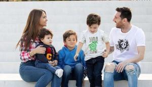 El primer paseo de Messi con su familia desde su llegada a París: Mateo se hizo viral