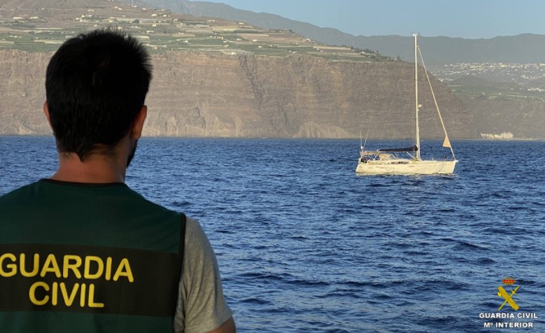 Incautan más de una tonelada de cocaína en un velero frente a costas de Canarias