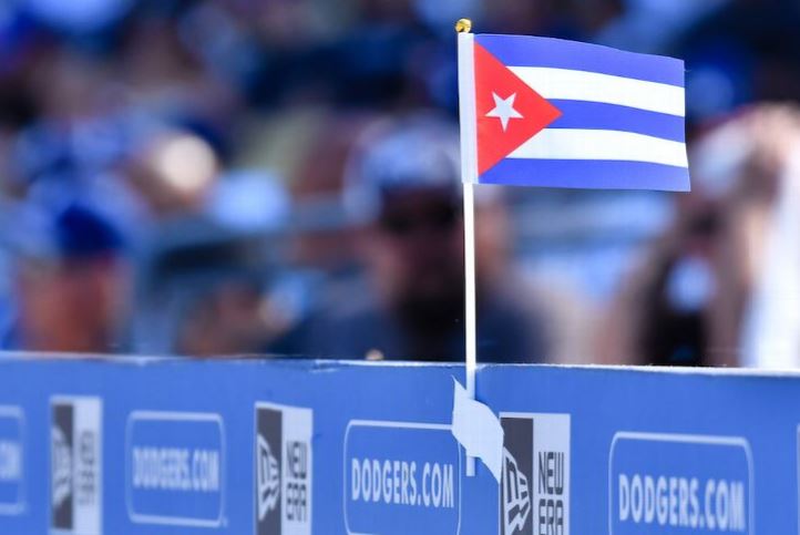 Peloteros siguen abandonando la selección cubana de béisbol en el Mundial Sub-23 en México