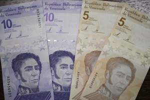 Reducción de la banca imposibilita apoyar las necesidades de los empresarios venezolanos, advierte Ecoanalítica