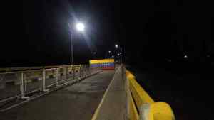 Expectativa ante posible retiro de contenedores del puente internacional Simón Bolívar