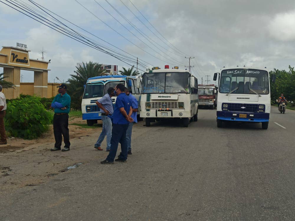 Transportistas de Margarita exigen combustible para cumplir con subsidio del pasaje estudiantil