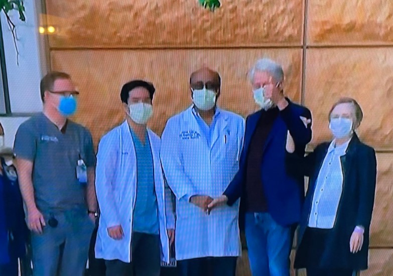 Bill Clinton abandonó el hospital tras pasar cinco noches ingresado por una infección (VIDEO)