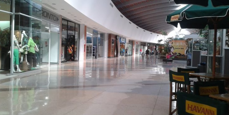 Centros comerciales en Margarita, a un paso de la quiebra
