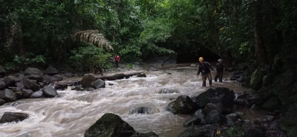 Al menos dos fallecidos y un desaparecido tras crecida de agua en Panamá