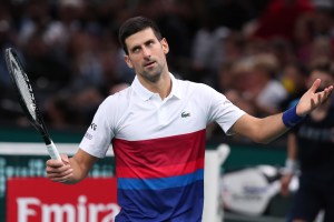Djokovic pasa a tercera ronda sin ceder un set ante Alex Molcan