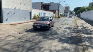 Maracay: la calle Negro Primero está vuelta un chiquero… solo apta “para rústicos” (FOTOS)