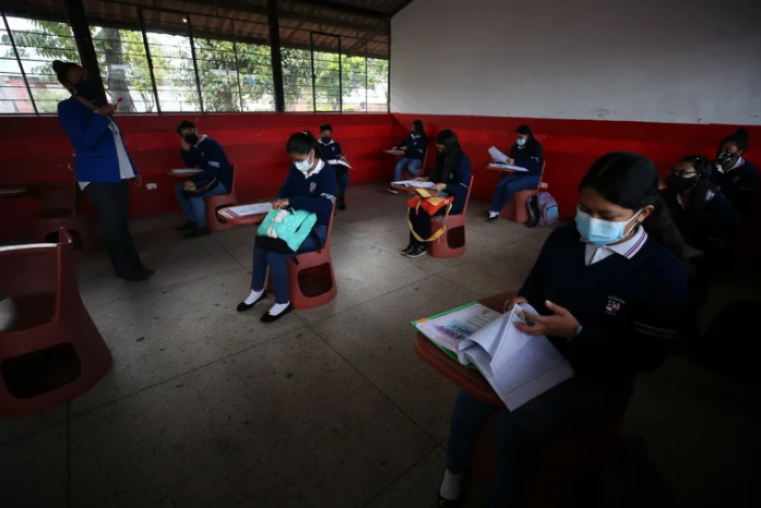 Unicef defendió que las escuelas permanezcan abiertas a pesar de la ola de contagios por ómicron