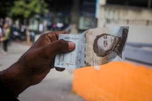Ni los de “Monopolio”: Alertan sobre circulación de bolívares falsos (FOTO)