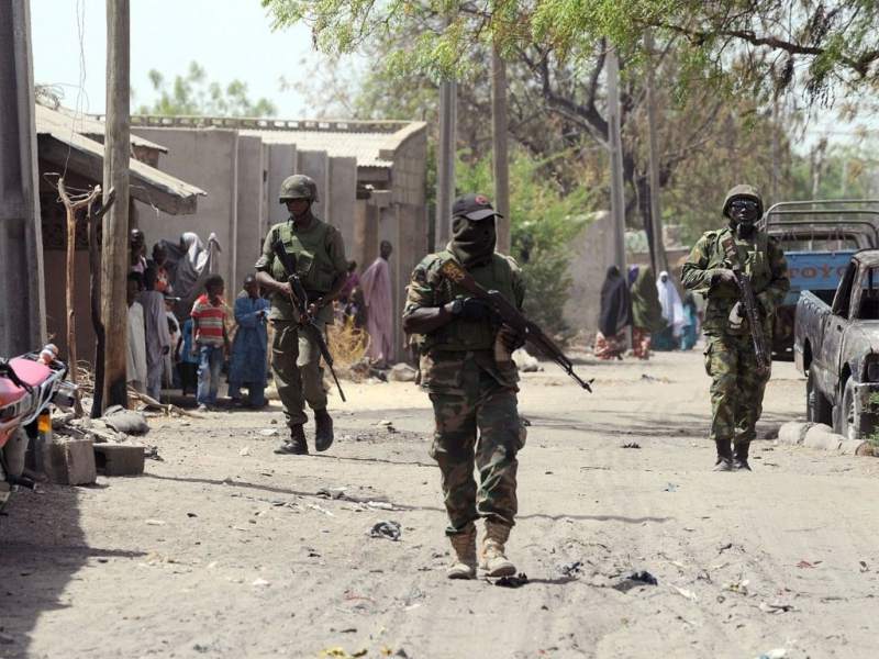 Hombres armados matan a 140 personas en Nigeria, denuncian habitantes