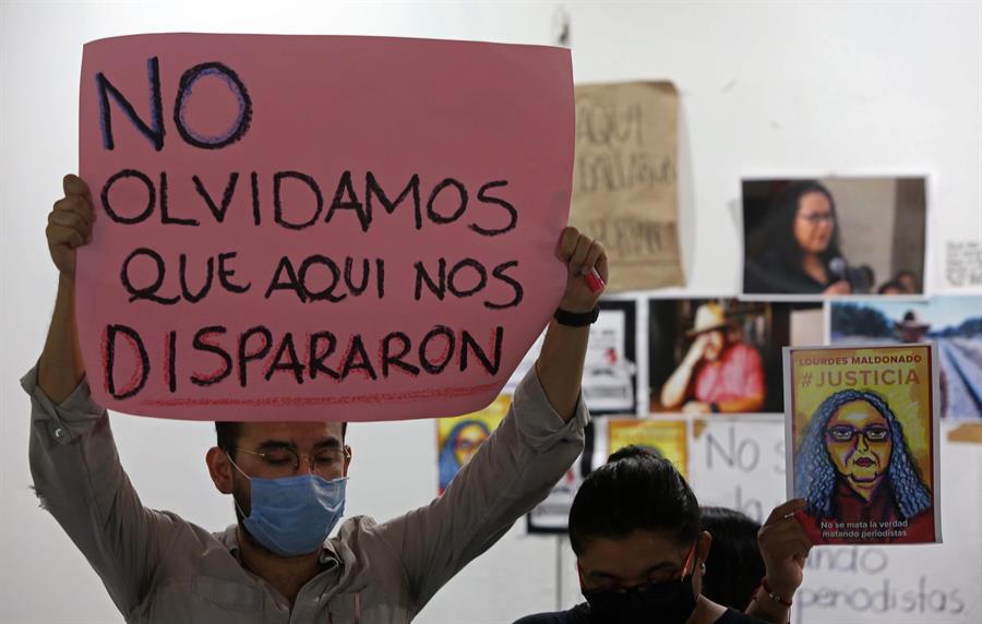 Los periodistas mexicanos gritan “basta” a la violencia contra el gremio