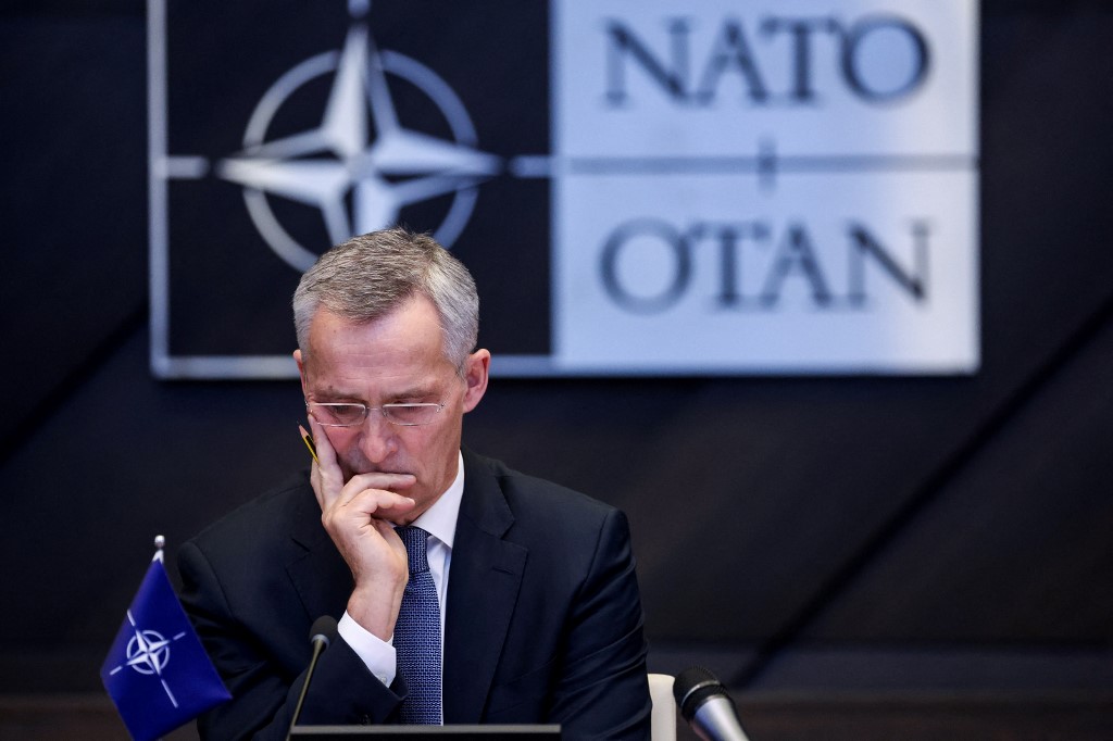 Puesta en alerta de fuerza nuclear rusa es “peligrosa” e “irresponsable”, dice jefe de la Otan