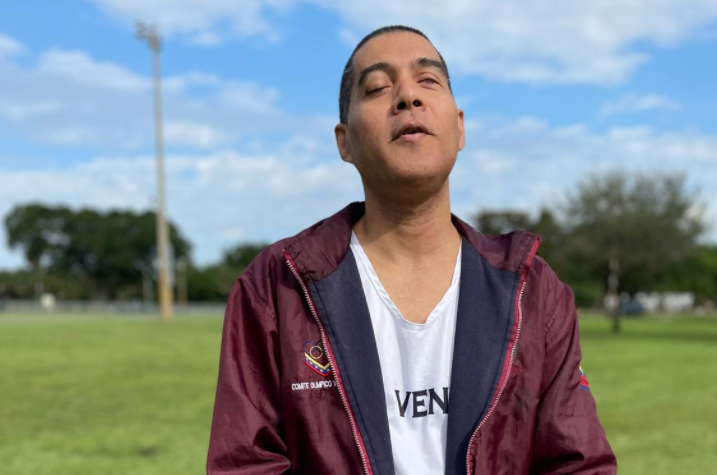 Atleta venezolano paralímpico, desamparado en el sur de Florida, pide ayuda a la comunidad