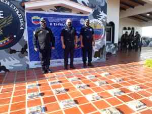 Fueron halladas 20 panelas de cocaína en una plaza en Falcón