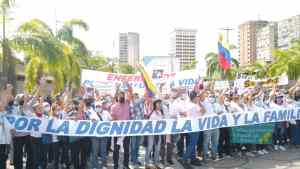 Trabajadores públicos protestaron en Valencia en contra de las políticas salariales de Maduro