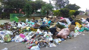 Chavismo hundió en la basura a los habitantes de El Silencio en Maturín