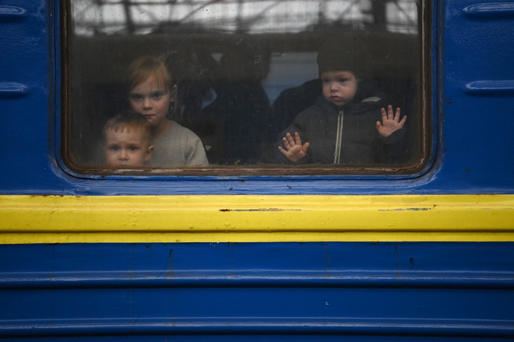 Al menos 1,5 millones de niños han huido de Ucrania desde la invasión rusa, informó Unicef