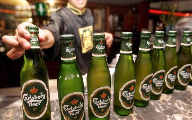 El productor de cerveza Carlsberg anuncia que se va de Rusia, uno de sus principales mercados