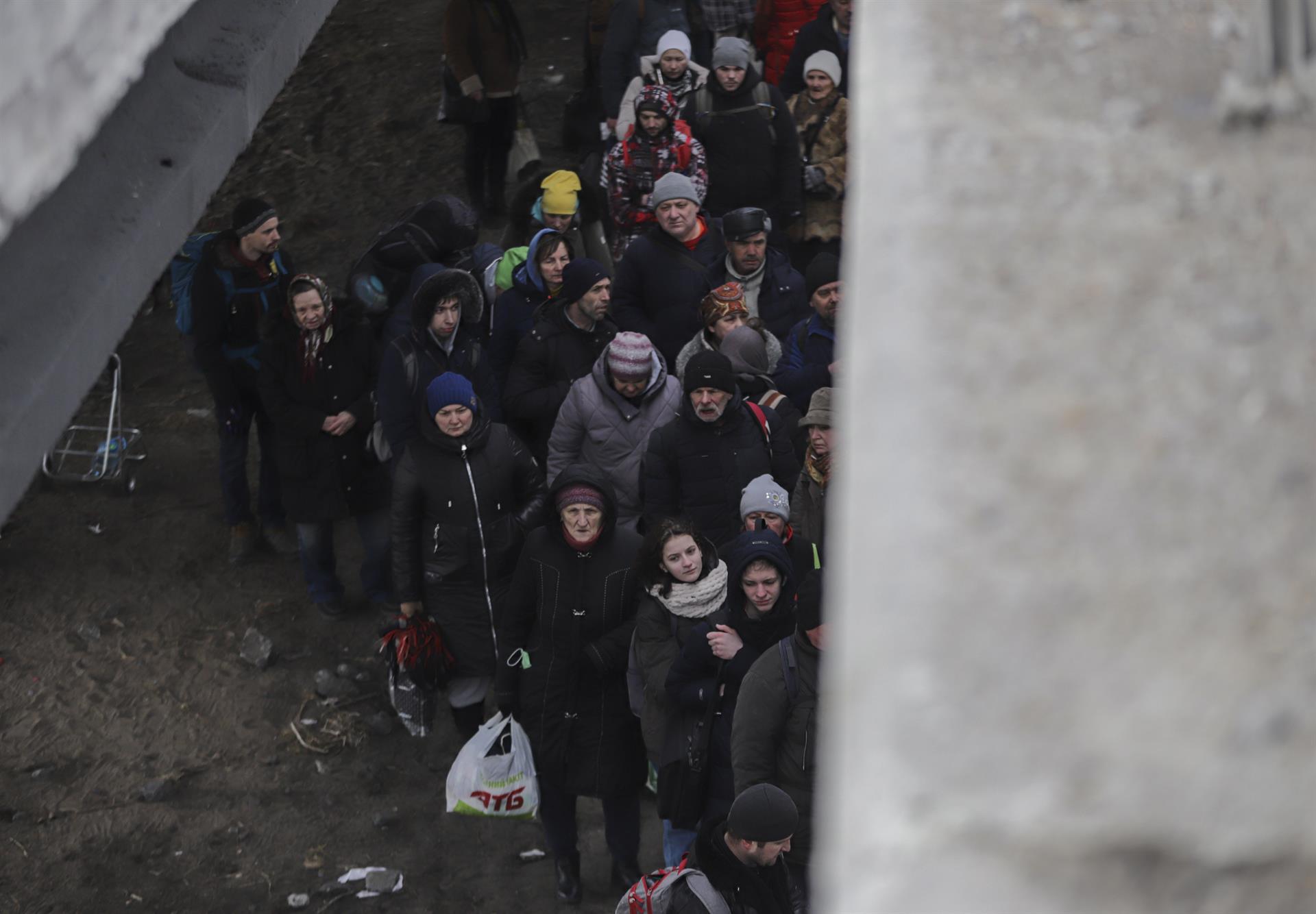 Más de tres millones de personas han huido de la guerra en Ucrania, según la ONU