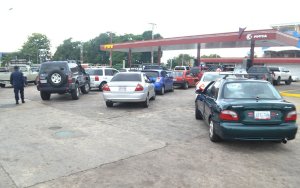En la tierra de Chávez también se acabó el subsidio revolucionario: si quieres gasolina paga en “verdes”