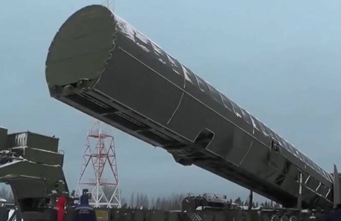 Satán 2: El misil ruso dos mil veces más potente que la bomba de Hiroshima