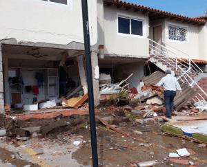 Explosión se registró en una casa de la Urb. Villa Caribe en Anzoátegui este #3Abr (Imágenes)