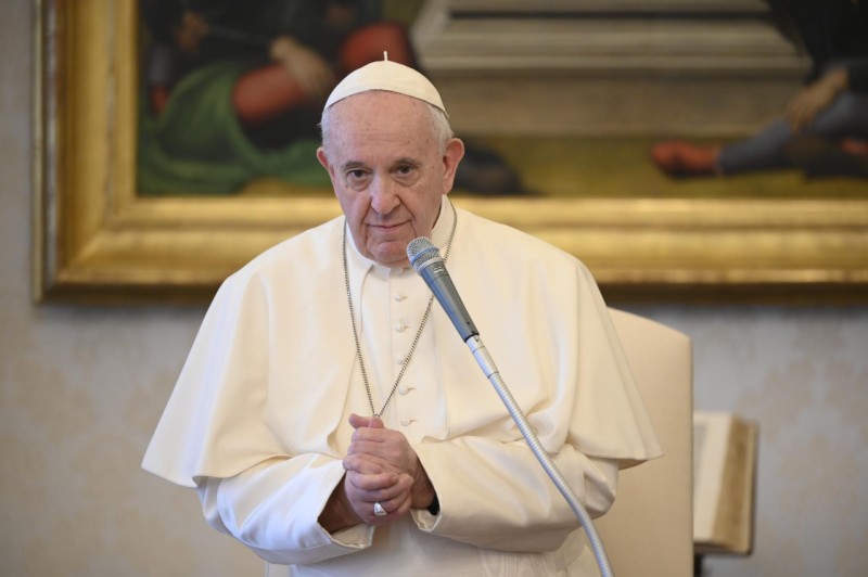 El papa Francisco pide rezar por el personal sanitario que ha mostrado su valor en pandemia