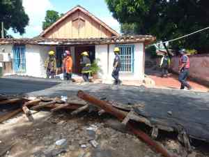 Al menos dos personas murieron tras derrumbe de casas en casco colonial de Santa Ana en Margarita