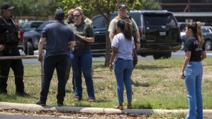 Policía patrullará las escuelas en Nueva York tras el tiroteo en Texas