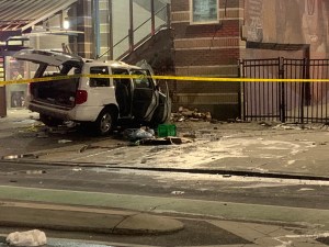 Tragedia en Filadelfia: Horrible colisión contra estación de trenes dejó tres muertos, uno de ellos decapitado