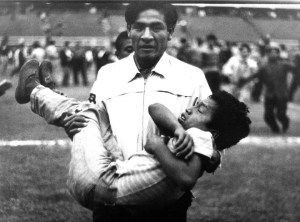 A 58 años del día en el que el mundo se conmovió con “el desastre de Lima”, la mayor tragedia en un estadio de fútbol